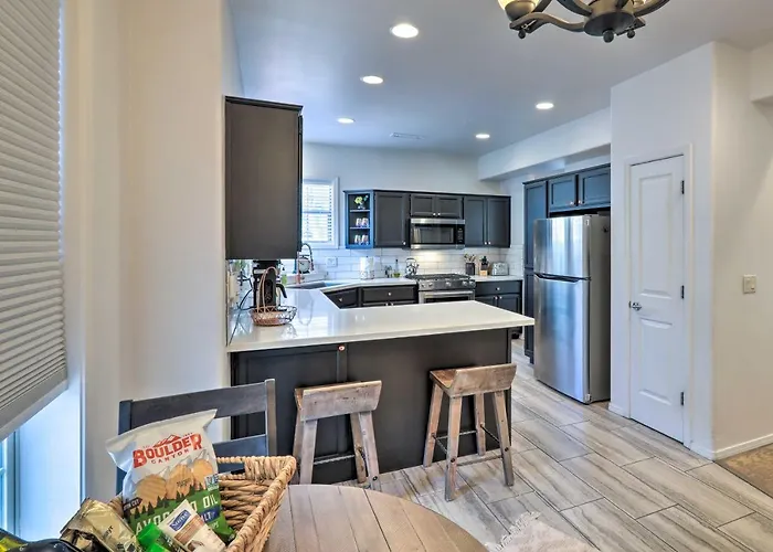 Holiday home Family-friendly < 5 Mi To Downtown! *