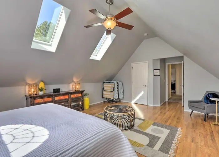 Family-friendly < 5 Mi To Downtown! Holiday home