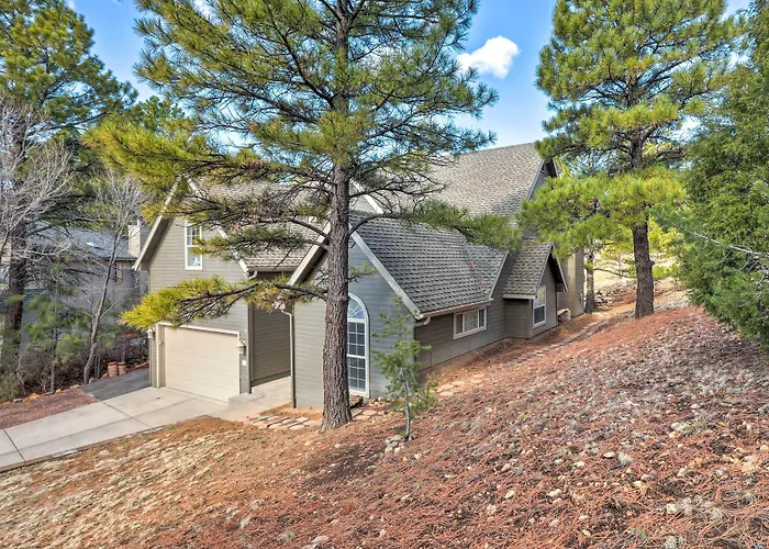 Holiday home Family-friendly < 5 Mi To Downtown! *